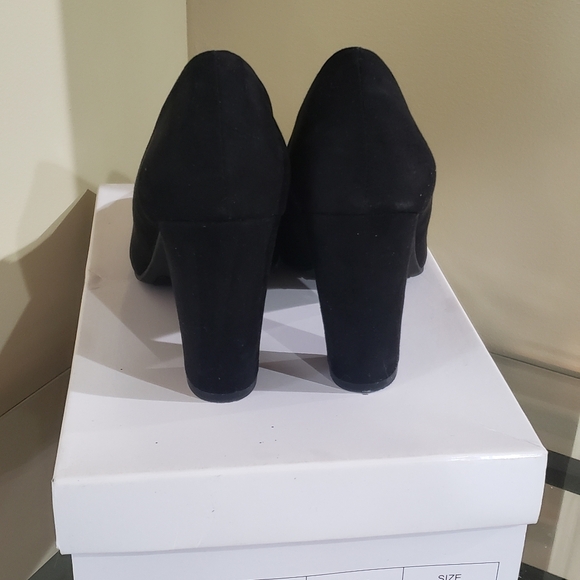 Chinese Laundry Velvet Feel Chunky Heels - Picture 6 of 8